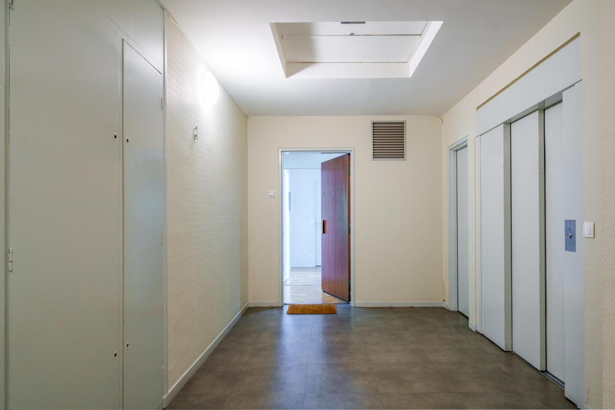 Appartement Tours Centre Avec Parking 4 P ภายนอก รูปภาพ