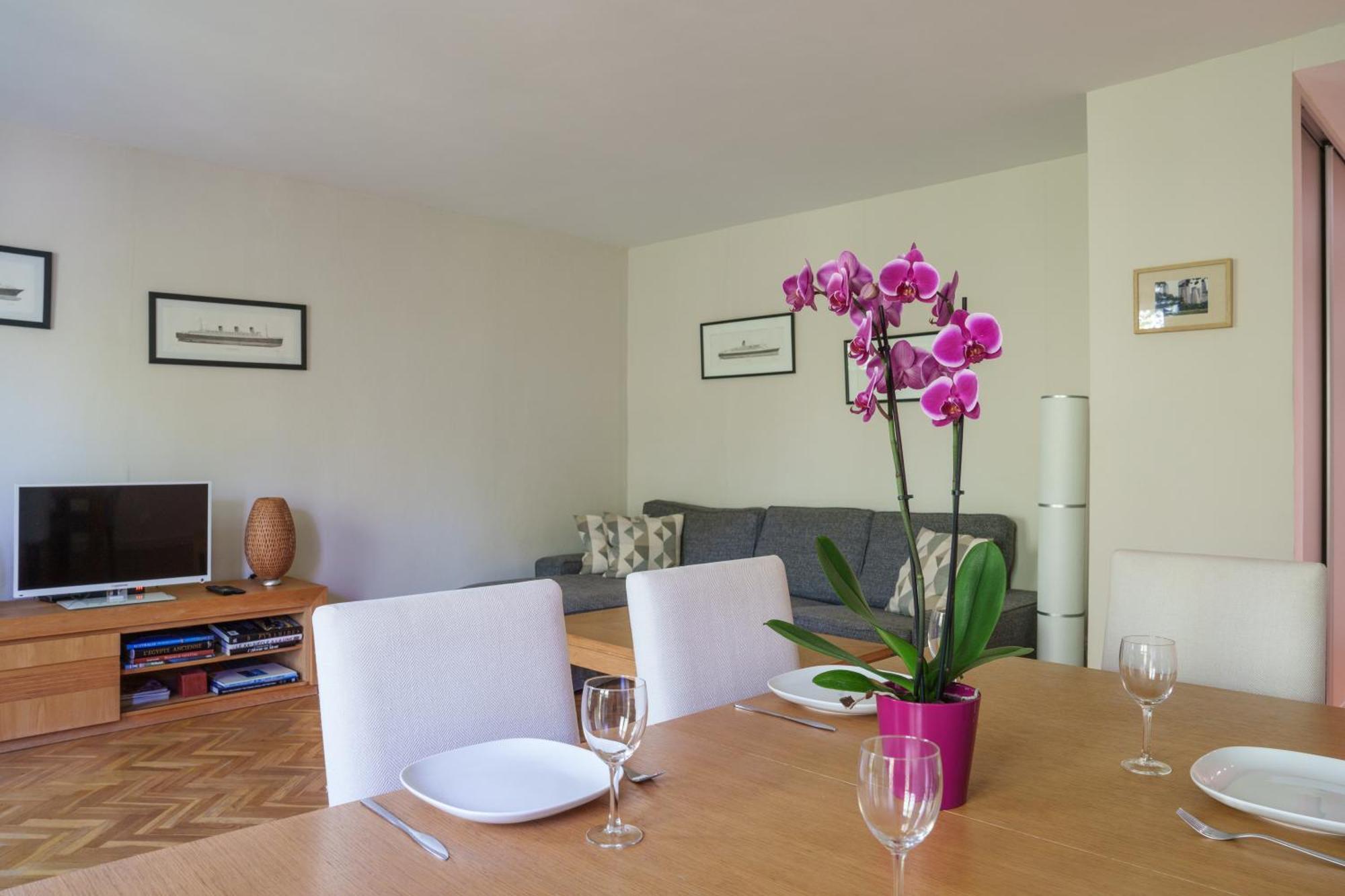Appartement Tours Centre Avec Parking 4 P ภายนอก รูปภาพ