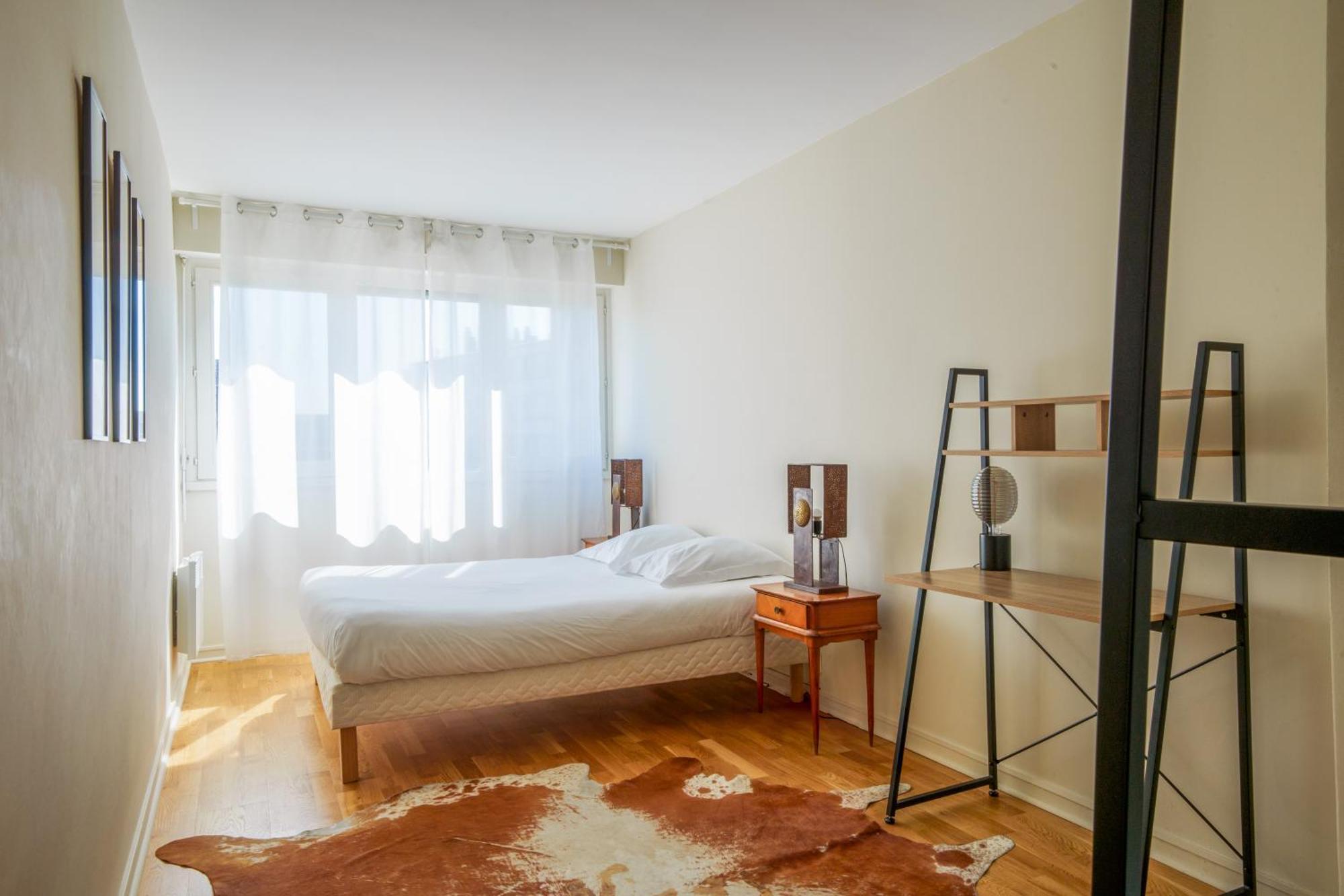 Appartement Tours Centre Avec Parking 4 P ภายนอก รูปภาพ